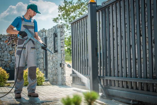 Best Sidewalk and Walkway Cleaning  in Easton, CA
